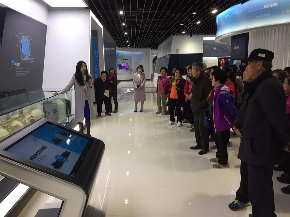 e0a930516dd0461ded8c8250b27de1dc.jpg